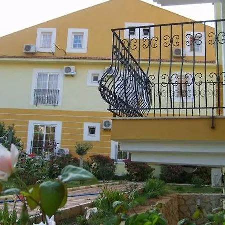 Pinara Aparts 4* Ολουντενίζ